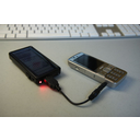 Solar_mobi.jpg<>Solarni polnilec za telefon