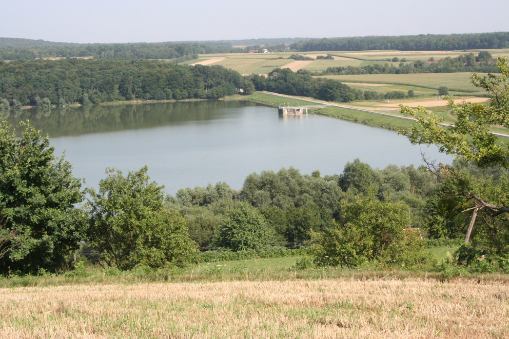 Lendavsko (Kraško) jezero pri Kraščih