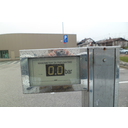 SAM_1512.JPG<>Manometer na bencinski črpalki